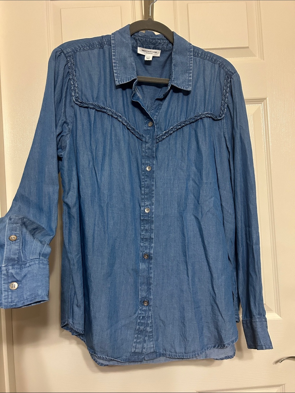 beachlunchlounge Blue Chambray Western Button Top Braided Trim Soft Lyocell Lrg